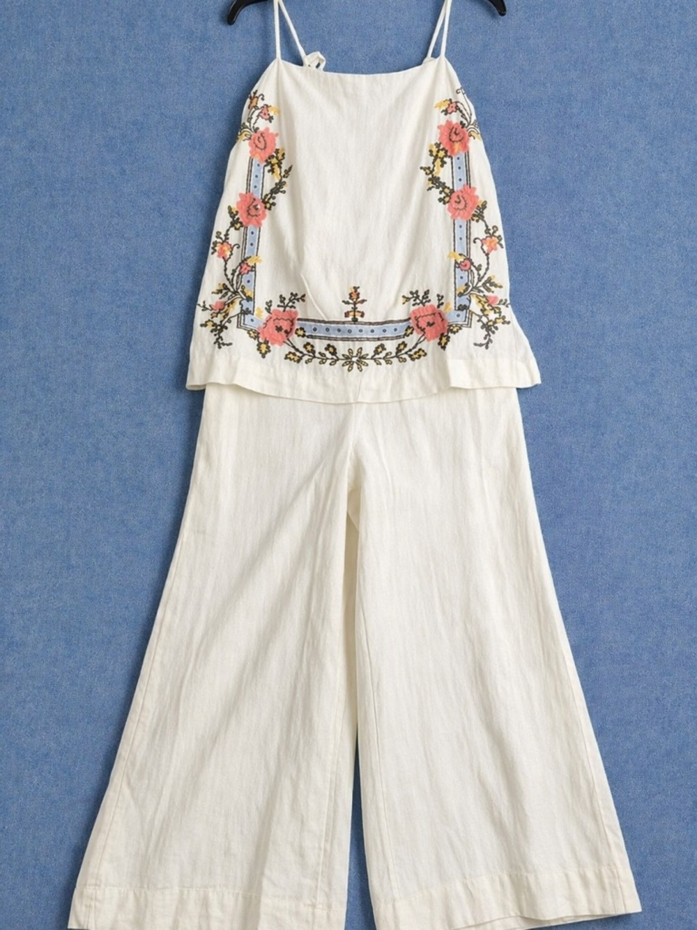 Free People sightseer linen Embroidered Cropped Wide-Leg Pants & Tank Set - Picture 2 of 11
